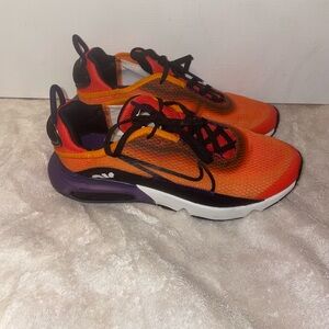 Nike Air Max 2090 Magma Orange 2020 CJ4066-800 - SZ 5 Y